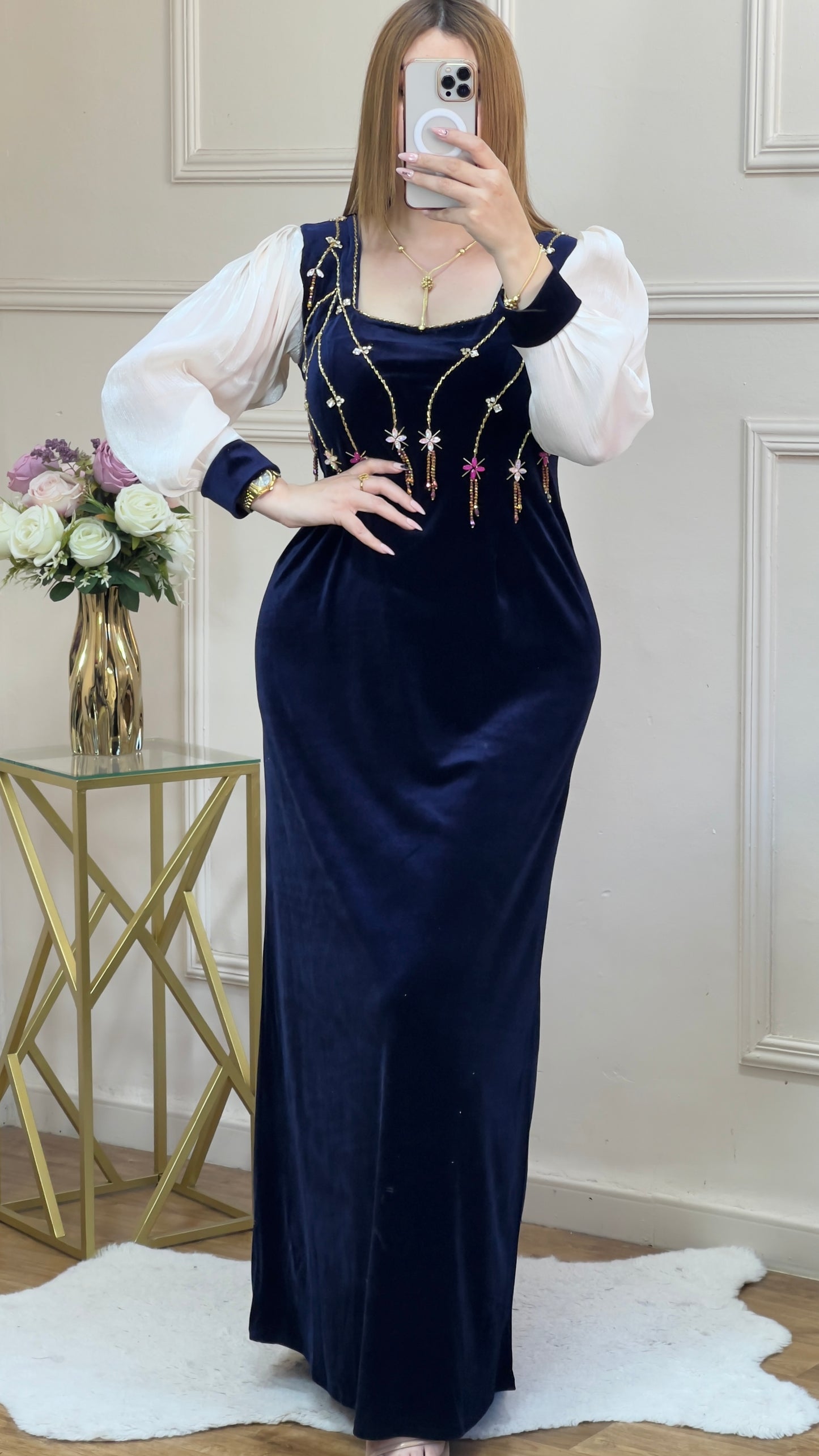 Robe Amira